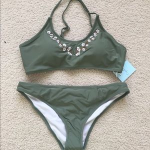 Cupshe bikini set size M